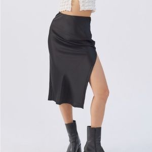 Urban Outfitters Edy Satin Midi Skirt size S